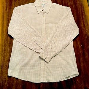 Men’s Brooks Brothers Regent Fit button-down.
